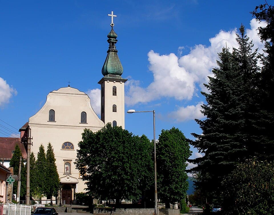 Mier, Šidlovec, Dúbrava, Nižná Šebastová — districts of the city