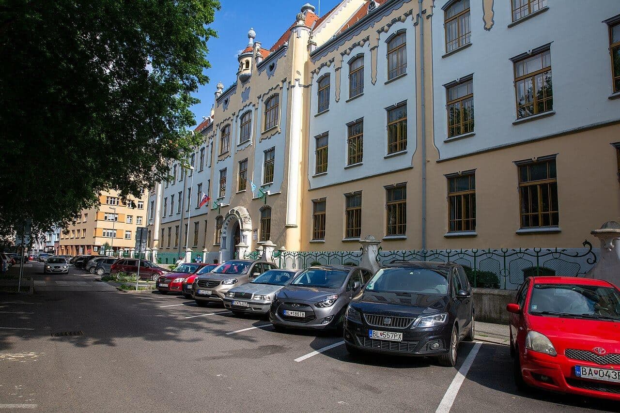 Bratislava International School of Liberal Studies — 8