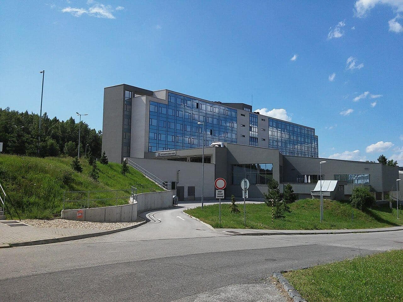 Faculty of Informatics and Information Technologies — 6