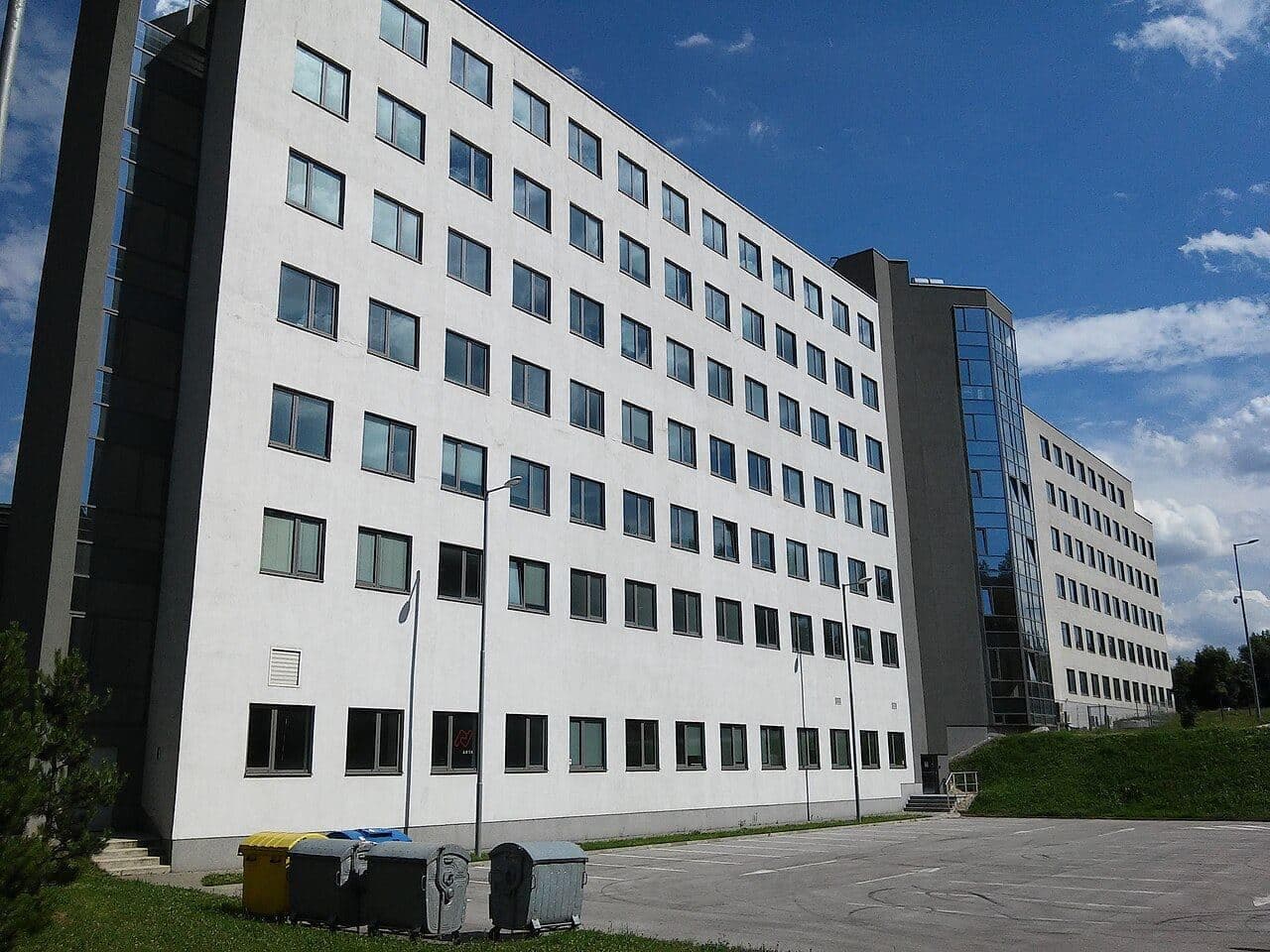 Faculty of Informatics and Information Technologies — 8