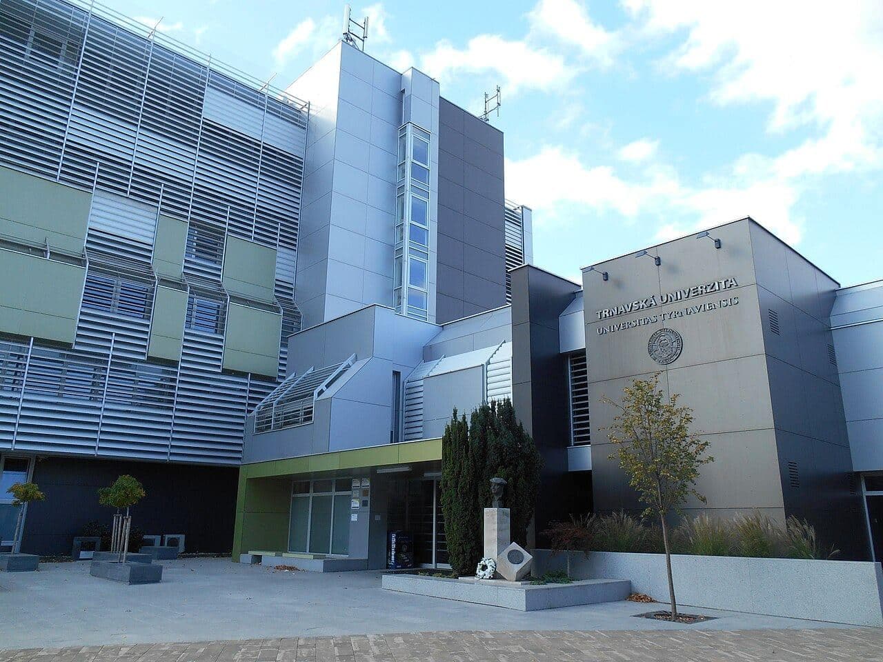 Law Faculty — 2