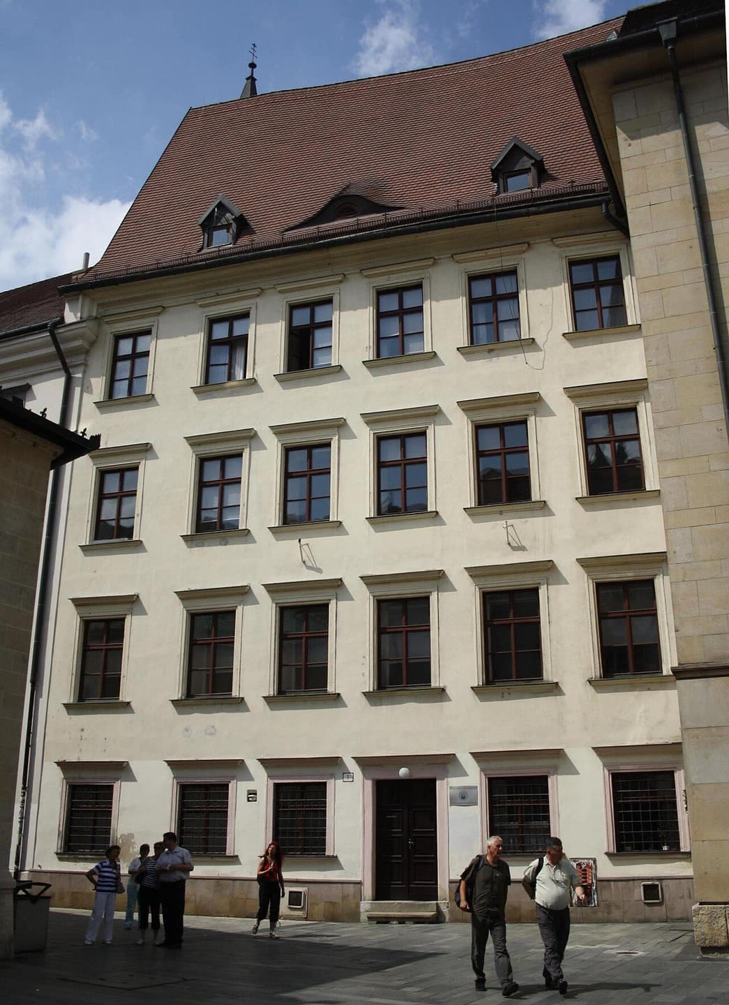 Law Faculty — 8