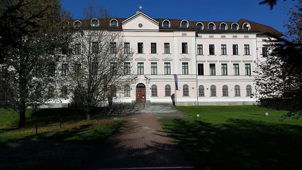 Matej Bel University in Banská Bystrica — 5