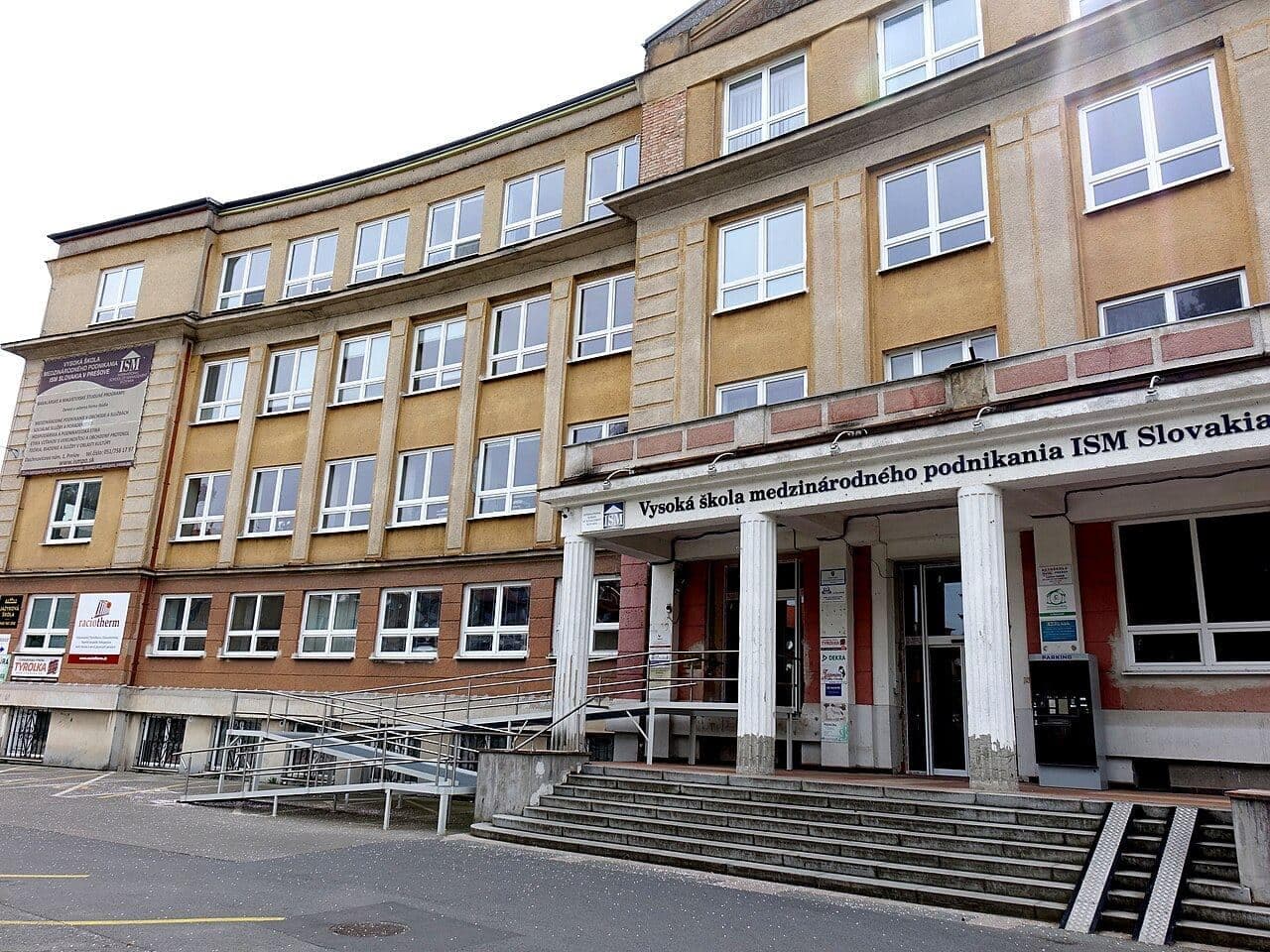 Vysoká škola technická a ekonomická v Prešove, s.r.o. — 3