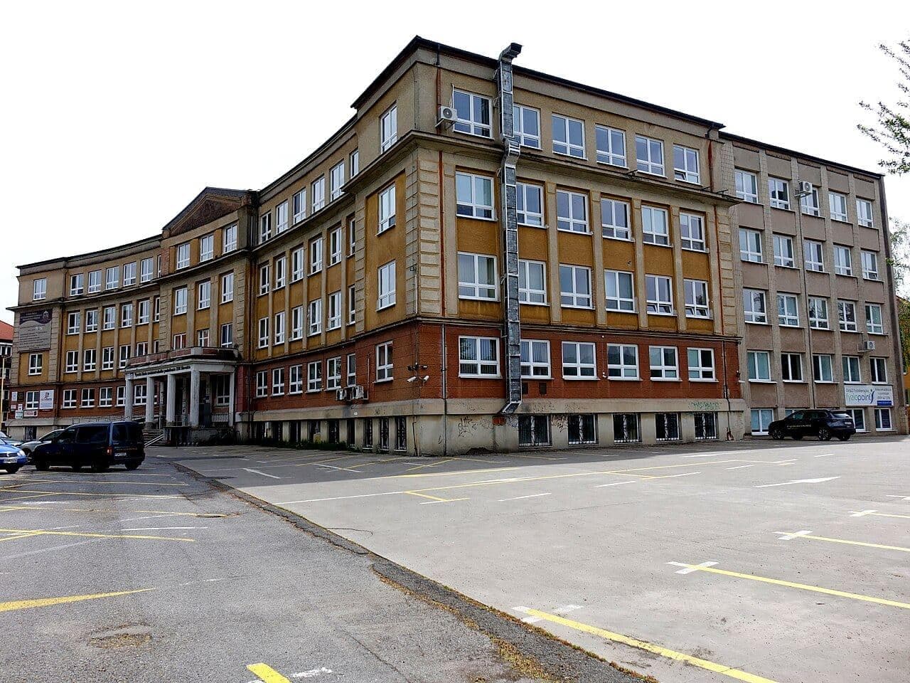 Vysoká škola technická a ekonomická v Prešove, s.r.o. — 6