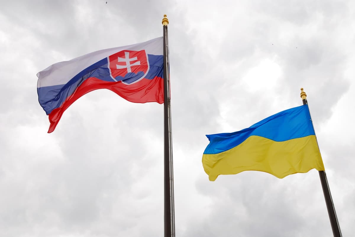 Посольство и консульство Украины в Словакии — адреса и запись