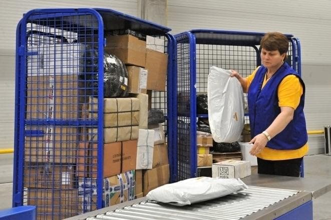 EU changes packaging rules for online shops and parcels