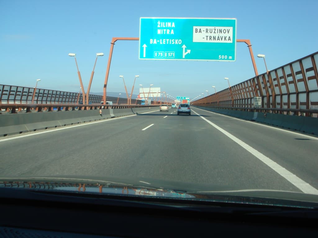 Fines for Vignettes in Slovakia 2026 — How Much, For What, and Where You Can Drive Without One