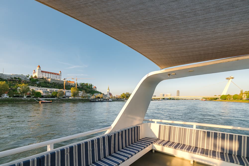 Воскресный бранч на Дунае