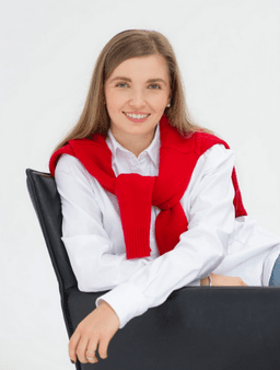 Юлія Конопліцька