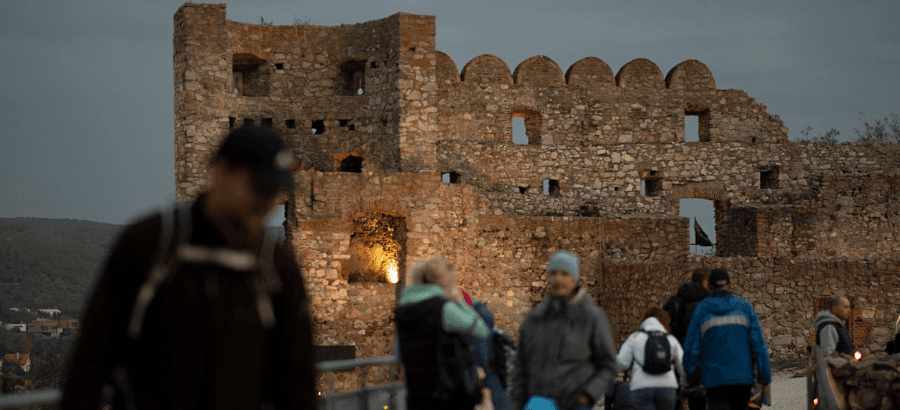 Нічна екскурсія на замку Девін