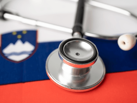 Медичний огляд для іноземців у Словаччині