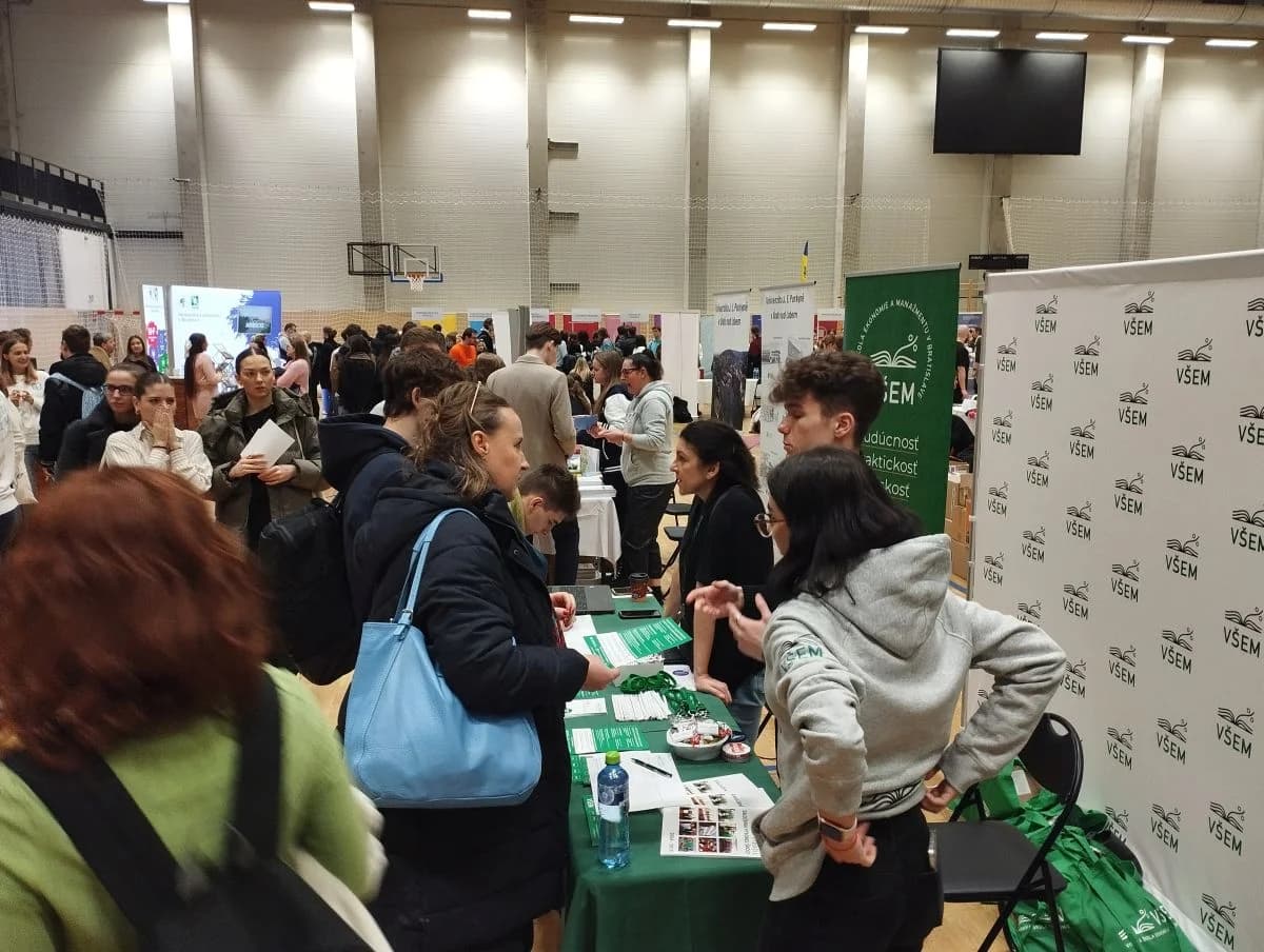 Усе для абітурієнтів: ярмарок університетів у Братиславі